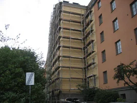 Byggställningar på lorensbergsgatan